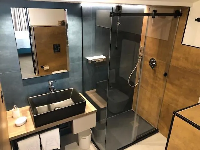 招待所 Palazzo Raho 切法卢