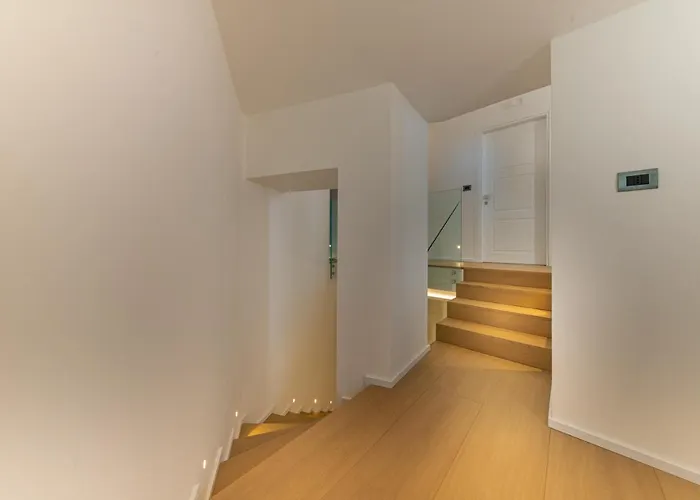 Palazzo Raho تْشيفالو