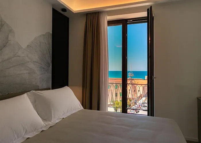 بيت ضيافة Palazzo Raho 4*