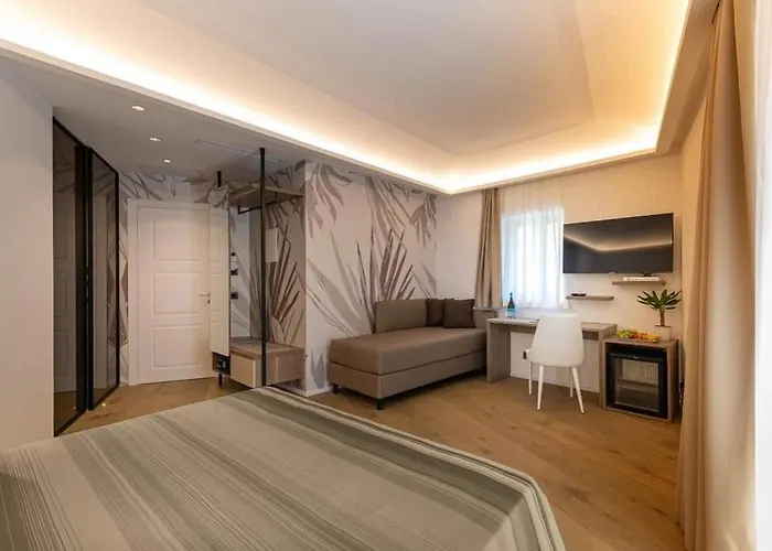 Palazzo Raho بيت ضيافة تْشيفالو