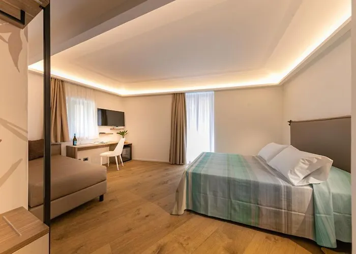 Palazzo Raho 4*